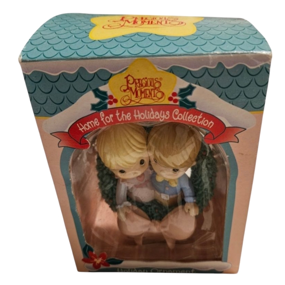 Vintage 1995 Precious Moments Christmas Ornament "Home for the Holidays"